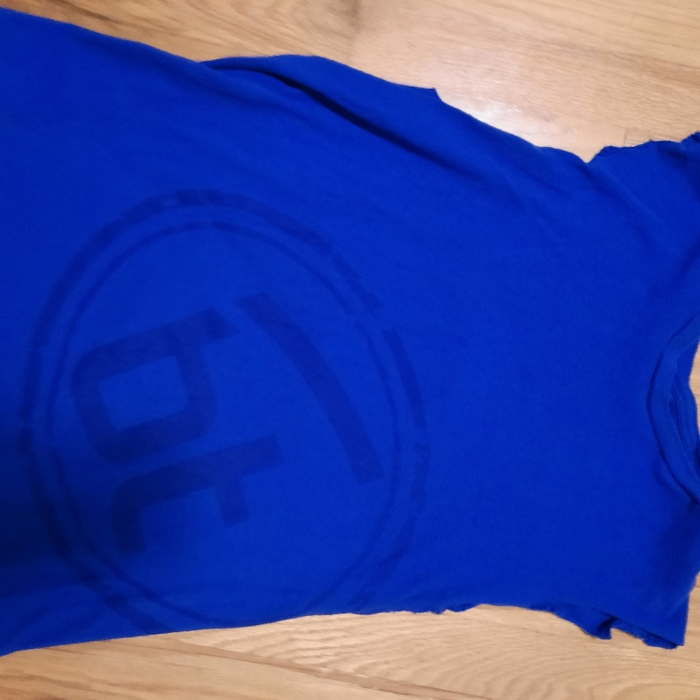 A sleeveless t shirt